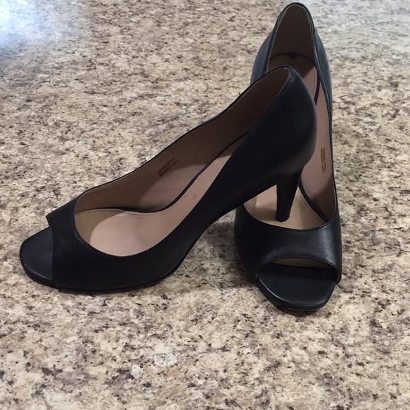 Open Toe Heels - Picture 3 of 6